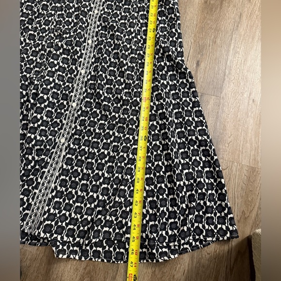 Max Studio • Poppy Printed Button Down Collared Shirt Dress - Picture 10 of 14